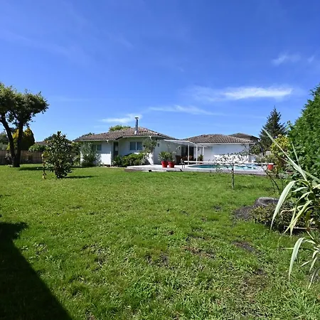 Les Lolos Villa *